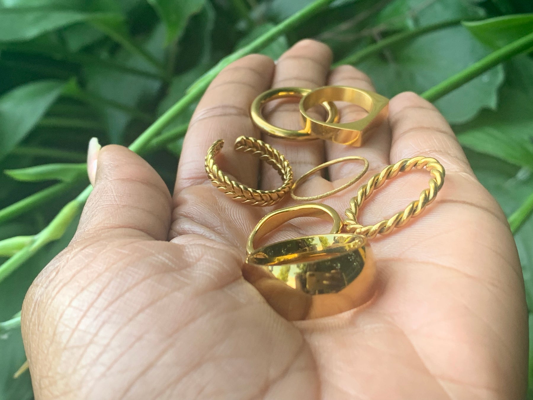 assorted gold rings