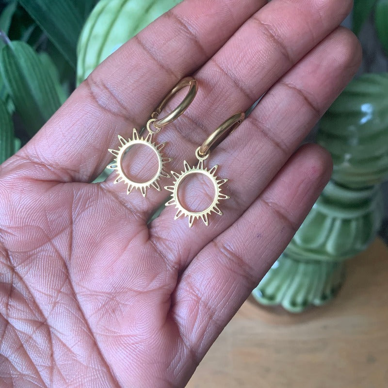 gold plated starburst earrings